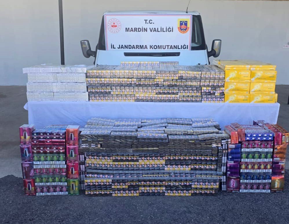 midyatta-minibuste-2-milyon-liralik-kacak-sigara-operasyonu