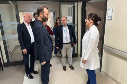 milletvekili-bayirci-tedavi-surecinin-ardindan-ilk-ziyaretini-kutahya-sehir-hastanesine-yapti