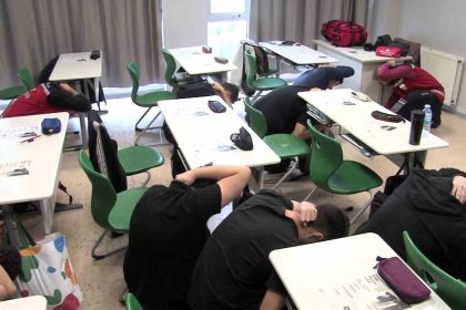 okullarda-afet-alarmi-3-milyon-ogrenci-ayni-anda-tatbikat-yapti