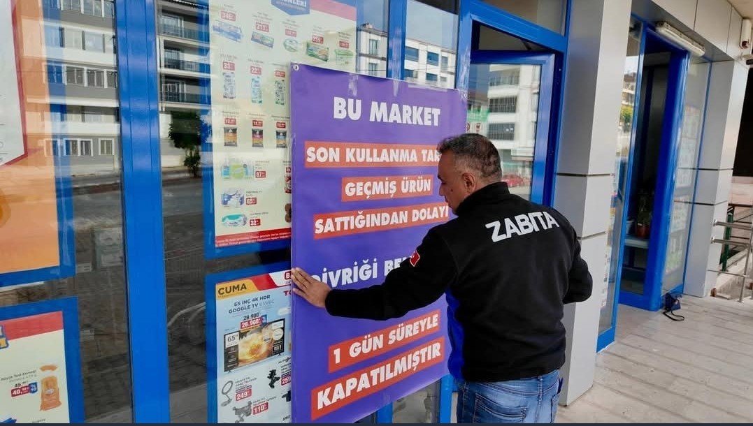son-kullanma-tarihi-gecmis-urun-satan-zincir-market-kapatildi