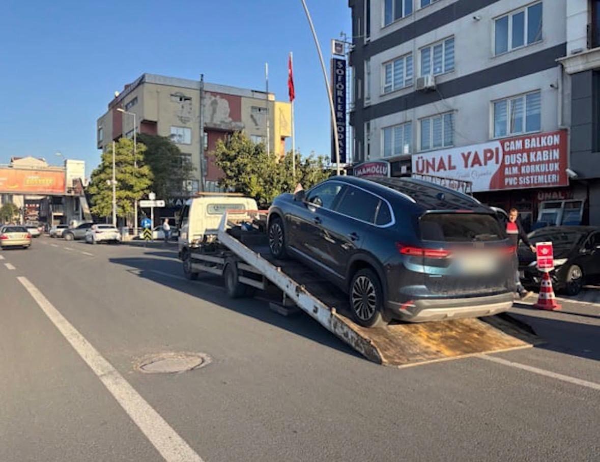 sosyal-medya-paylasimi-ihbar-sayildi-drift-atan-surucunun-ehliyetine-60-gun-el-konuldu