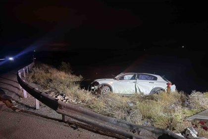 takla-atan-otomobilde-4-kisi-yaralandi