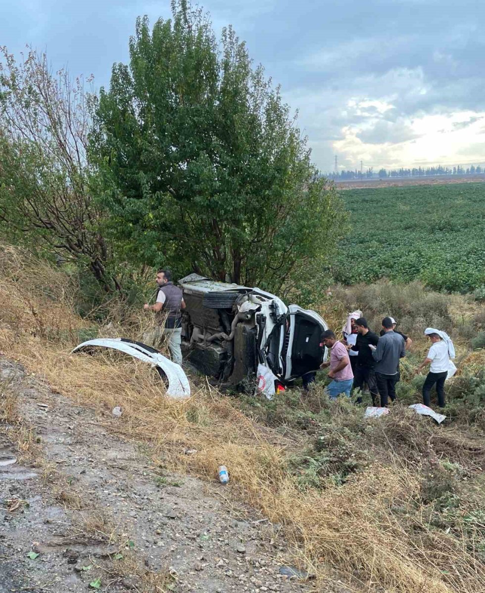 takla-atip-sarampole-devrilen-genc-surucu-hayatini-kaybetti