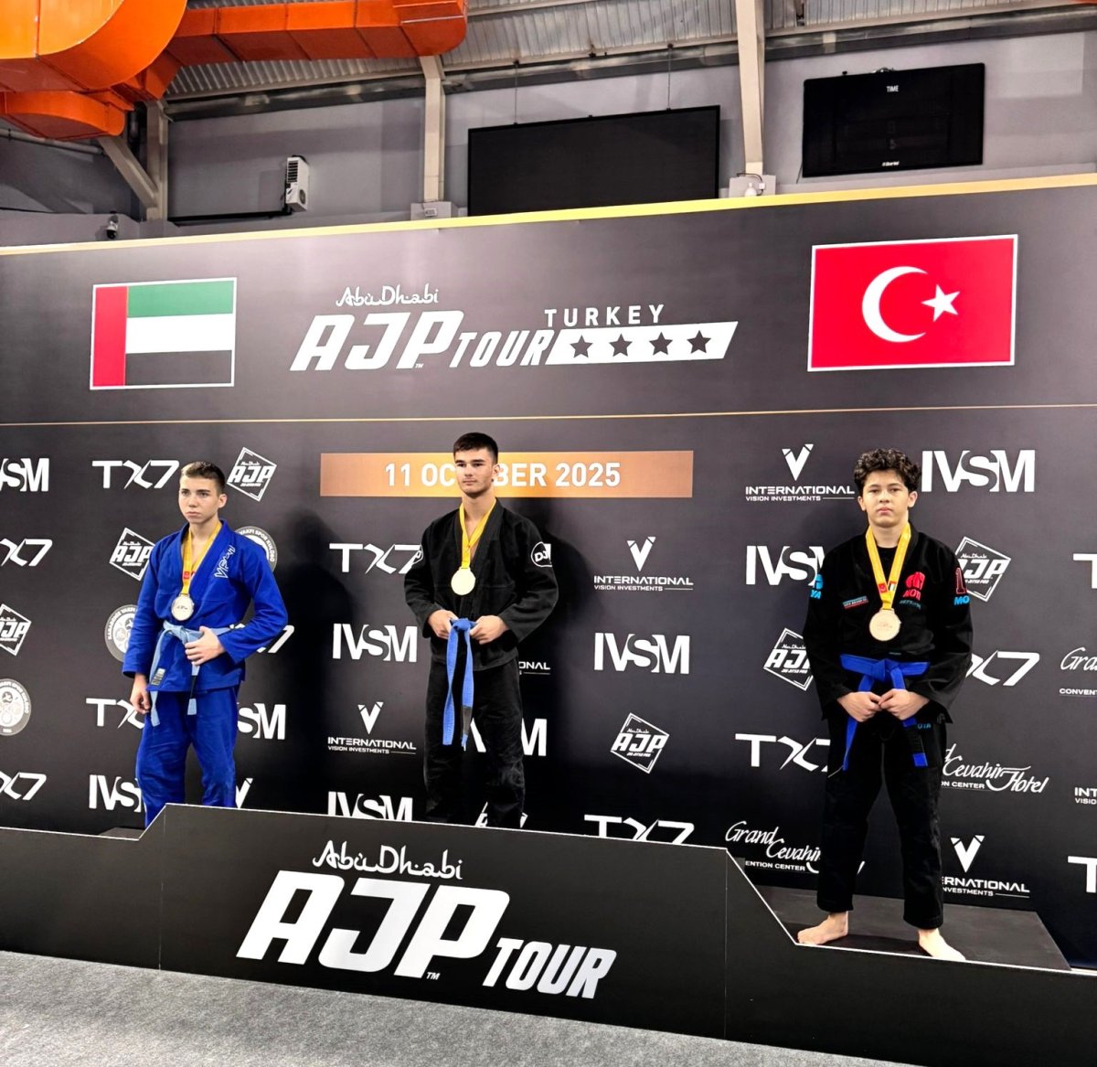 yakin-dogu-koleji-ogrencisi-deniz-turandan-ajp-turkiye-jiu-jitsu-sampiyonasinda-2-madalya