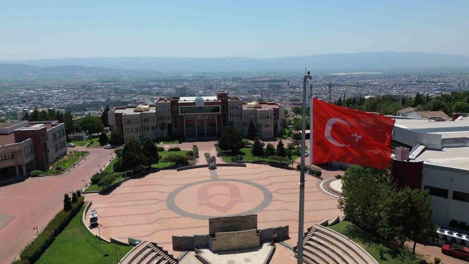 adu-ogrencilerine-2-bin-446-kisilik-kontenjan-destegi