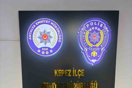 antalyada-safak-07-huzur-6-operasyonu-30-adrese-es-zamanli-baskin