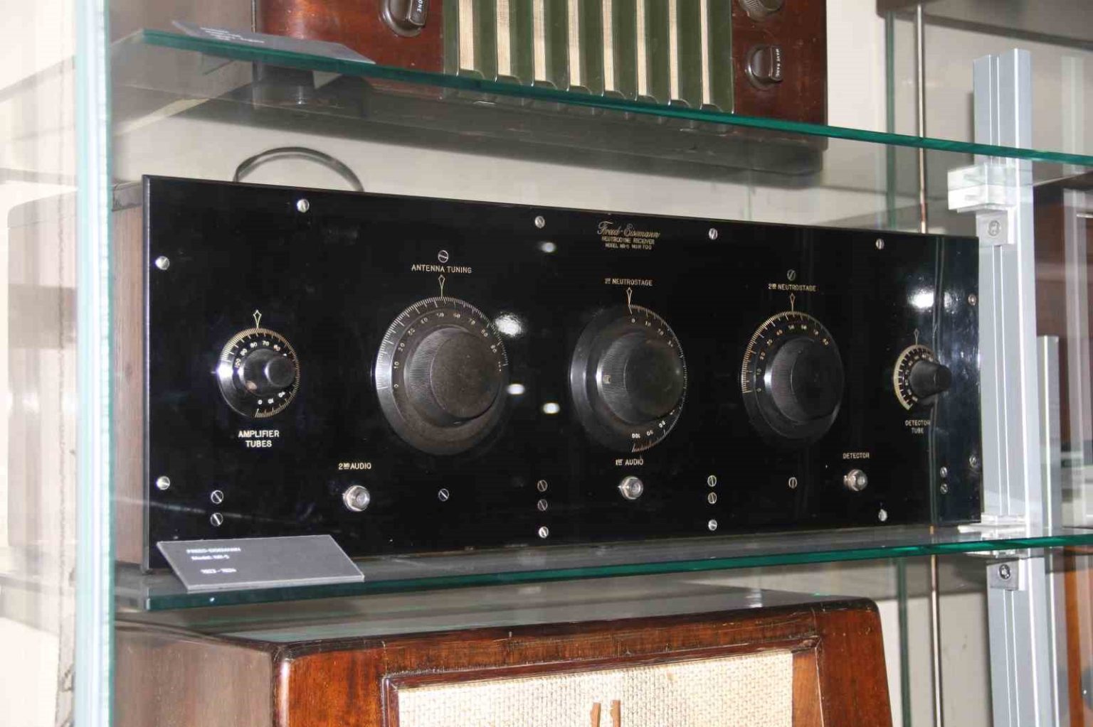 asirlik-telsiz-ve-radyo-bu-muzede-ozenle-korunuyor