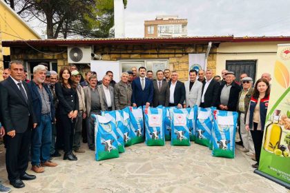 ayvacik-organik-kirmizi-et-ureticileri-birligine-tohum-destegi