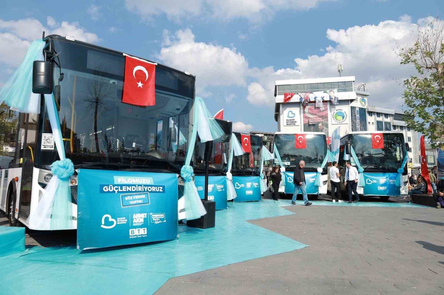 balikesirde-ulasima-13-yeni-arac-hizmette