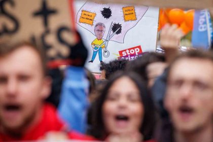 belcikada-genel-grev-toplu-tasima-ve-kamu-hizmetleri-durdu