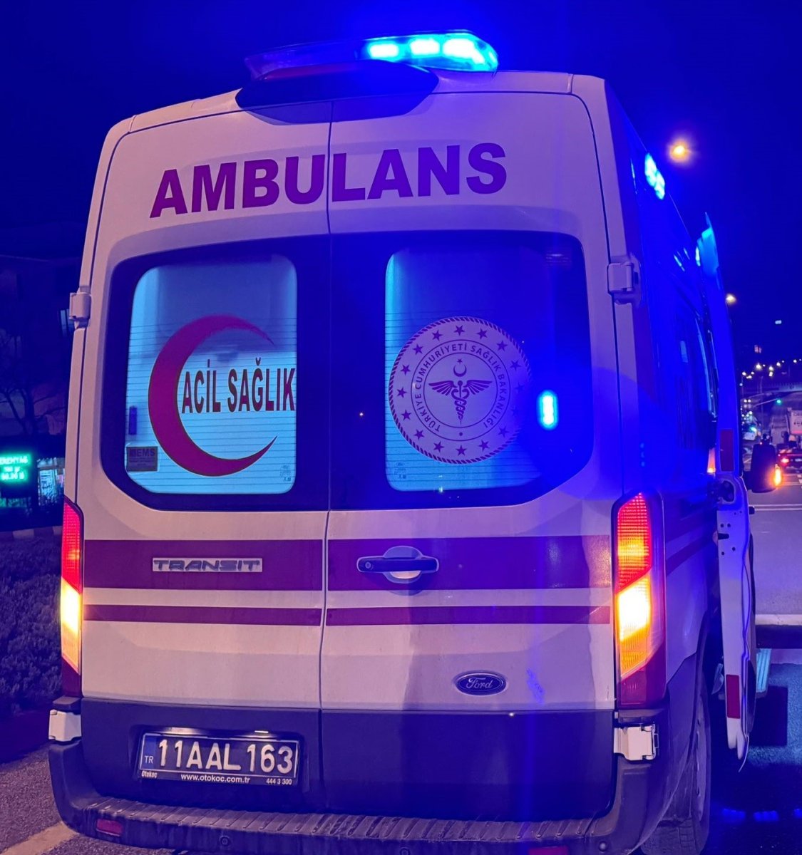 bilecikte-motosiklet-ile-kamyonet-carpisti-1-yarali