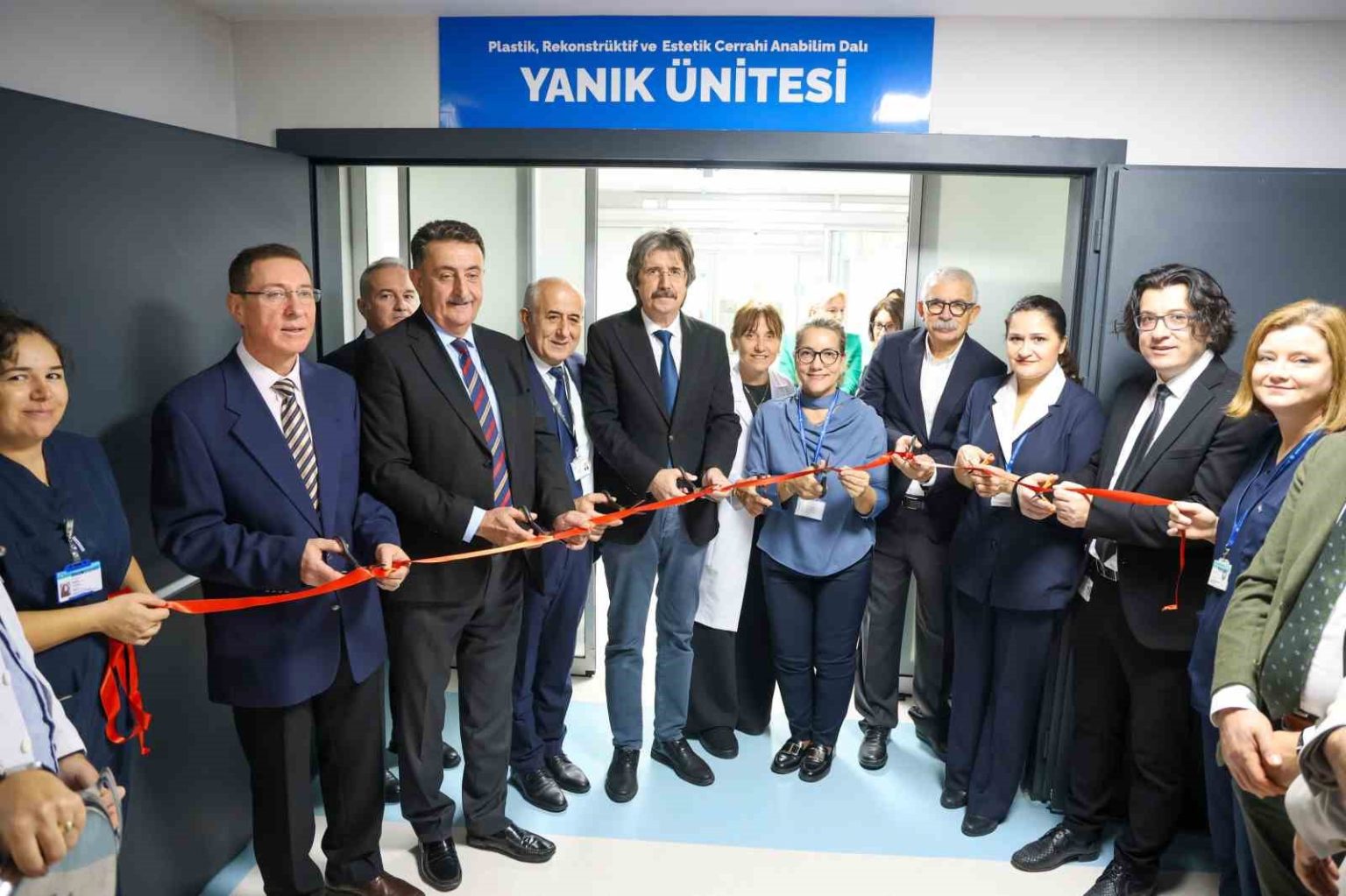 buu-hastanesinin-yenilenen-yanik-unitesi-hizmete-acildi