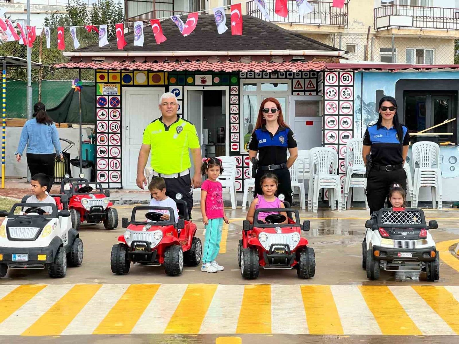 cocuklara-uygulamali-trafik-egitimi