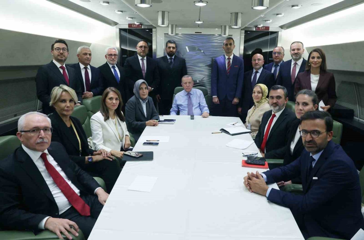 cumhurbaskani-erdogan-yeniden-soykirima-donerse-bunun-bedelinin-agir-olacagini-aslinda-israil-de-biliyor