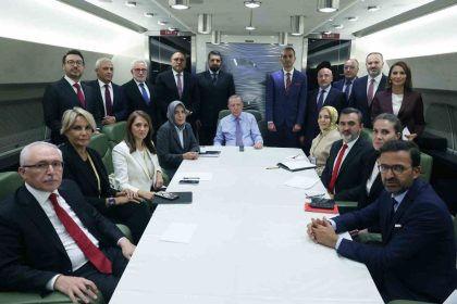 cumhurbaskani-erdogan-yeniden-soykirima-donerse-bunun-bedelinin-agir-olacagini-aslinda-israil-de-biliyor