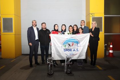 dunya-sampiyonuna-coskulu-karsilama