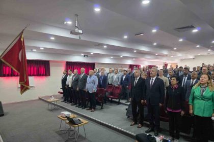 efelerde-okul-mudurleri-bilgilendirildi