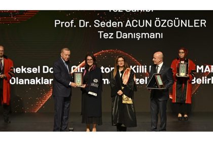 etulu-akademisyene-cumhurbaskani-erdogandan-ustun-basari-odulu