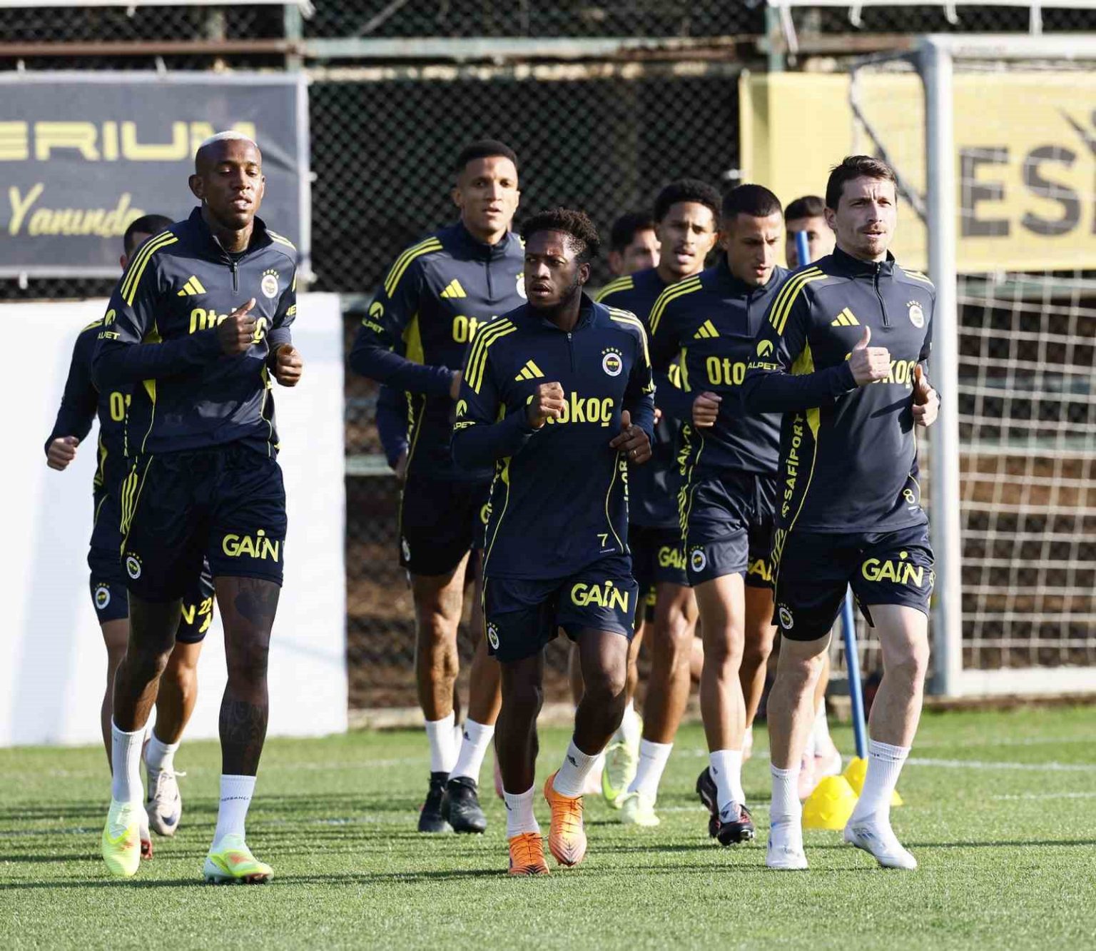 fenerbahce-fatih-karagumruk-maci-hazirliklarini-surdurdu