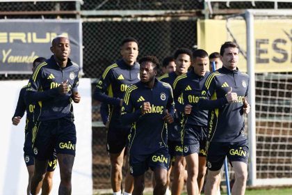 fenerbahce-fatih-karagumruk-maci-hazirliklarini-surdurdu