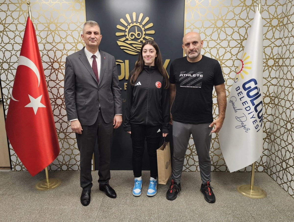 golcuk-belediyesporlu-berra-ceylan-dracula-openda-turkiyeyi-temsil-edecek