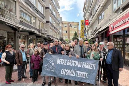 gorme-engellilerden-beyaz-baston-cagrisi-sosyal-guvence-altina-alinmali