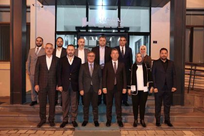 hacilarin-gelecegi-icin-baskan-ozdogana-ziyaret