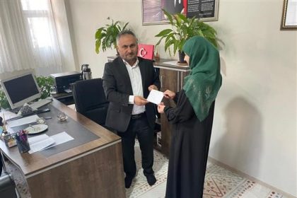 hafizlik-ogrencisinden-ornek-davranis