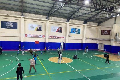 haskoyde-badminton-antrenmanlari-yogun-katilimla-suruyor