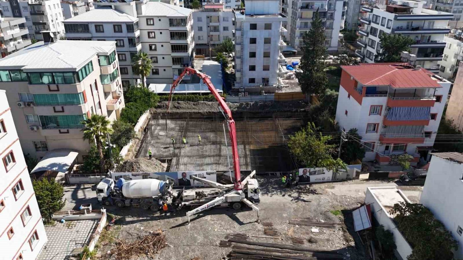 hatay-buyuksehir-belediyesi-dortyola-kres-insa-ediyor