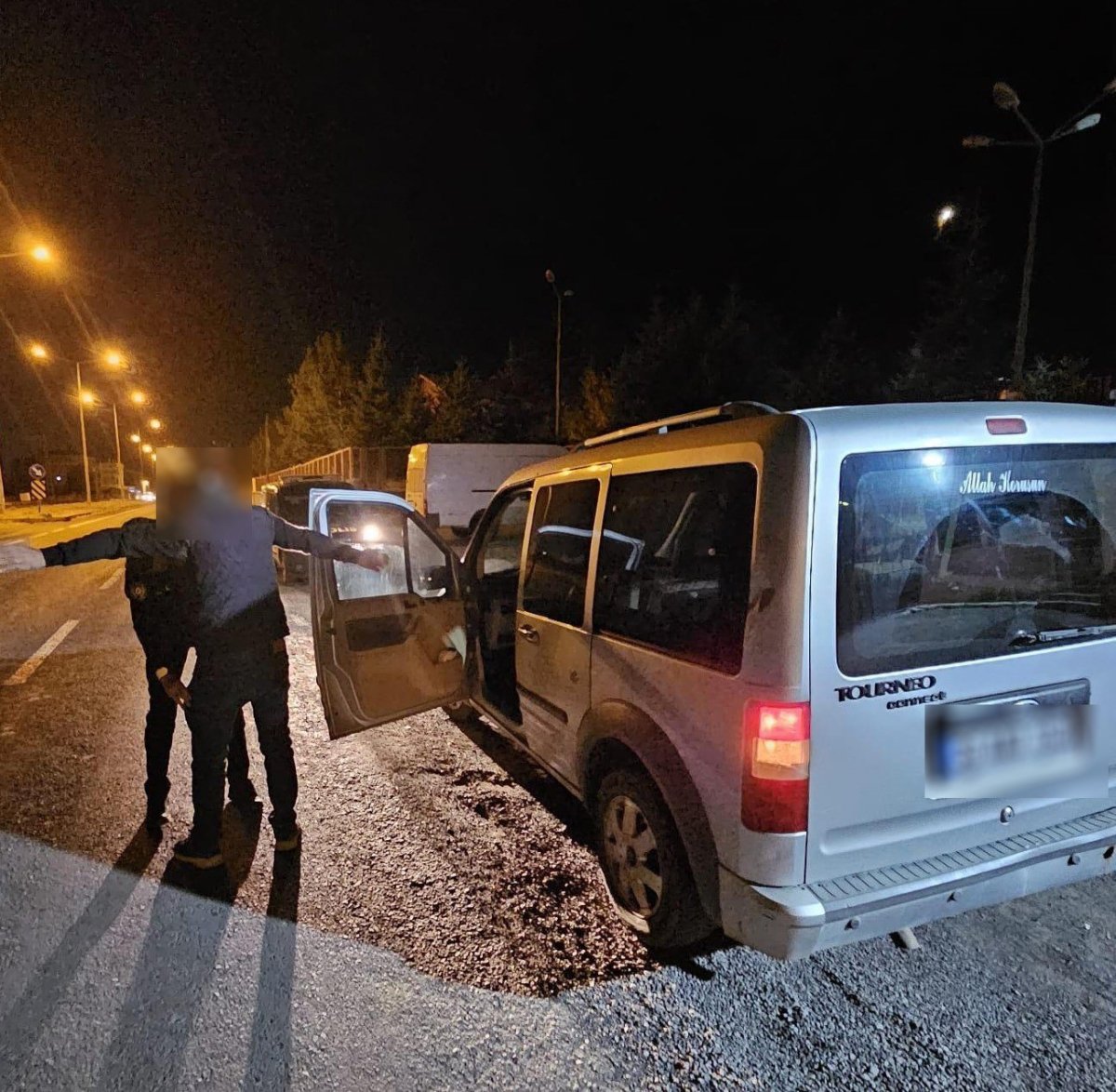 karsta-asayis-ve-huzur-odakli-sok-uygulamalar-devam-ediyor