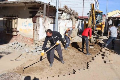 nazillide-yol-yenileme-calismalarina-hiz-verildi