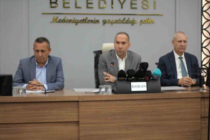 nigdede-20-yillik-trafik-hayali-gercek-oldu-tek-yon-donemi-basladi