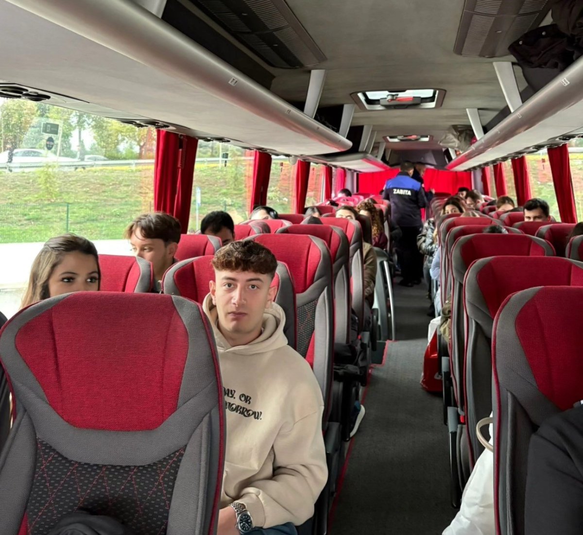 ogrencilere-ucretsiz-ulasim-destegi