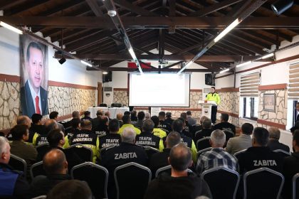 polis-ve-jandarma-ekiplerine-kara-yollarinda-hiz-sinirlama-uygulamalari-hakkinda-bilgilendirme