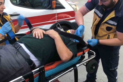 samsunda-sikismali-trafik-kazasi-2-yarali