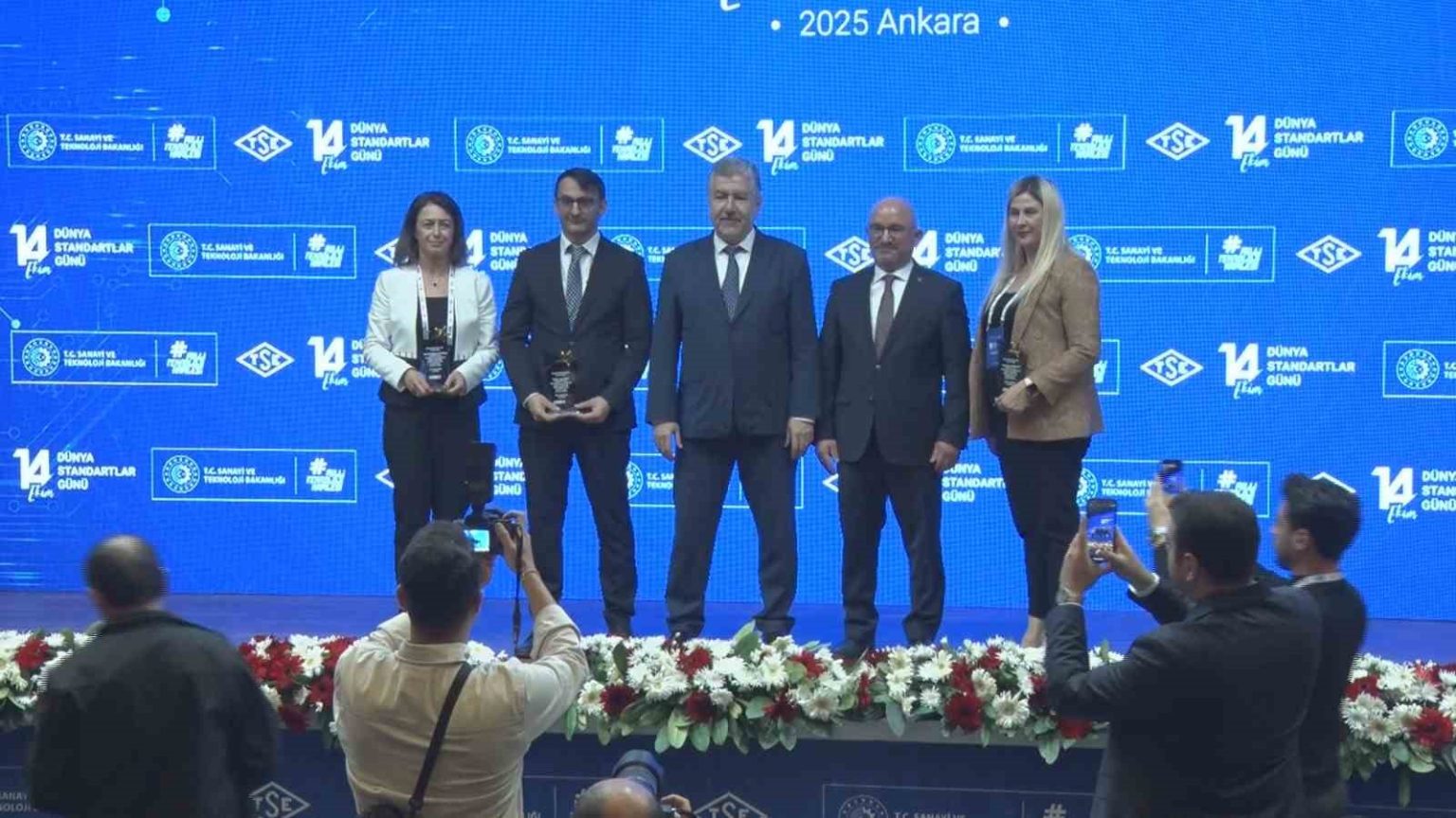 sanayi-ve-teknoloji-bakan-yardimcisi-donmez-gelecege-emin-adimlarla-yurumeye-devam-ediyoruz