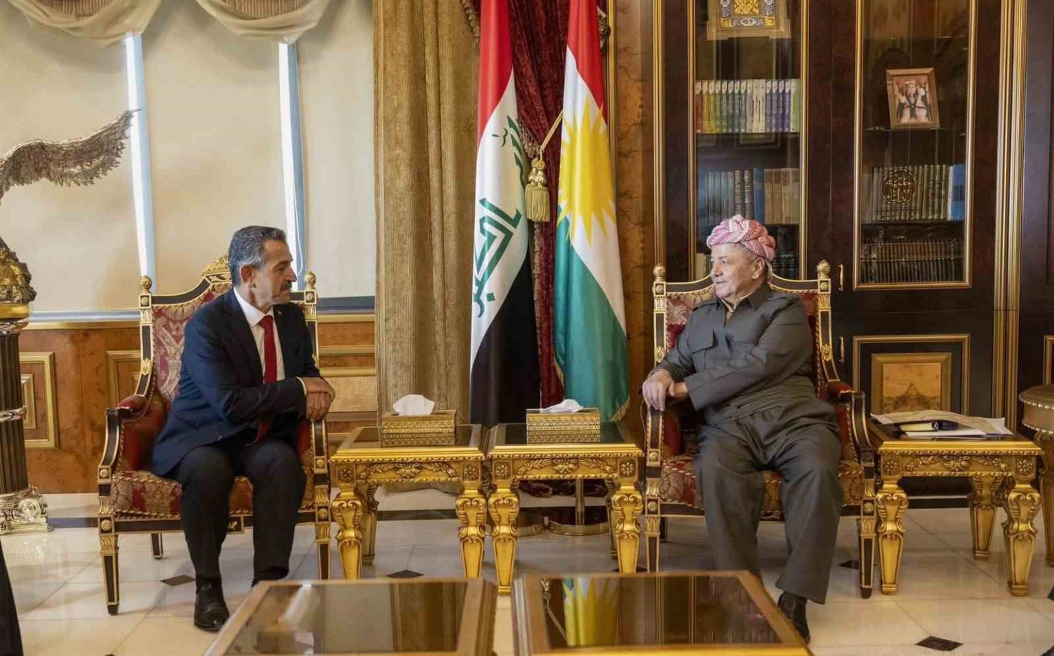 sirnak-valisi-ekici-irakta-mesut-barzani-ile-gorustu