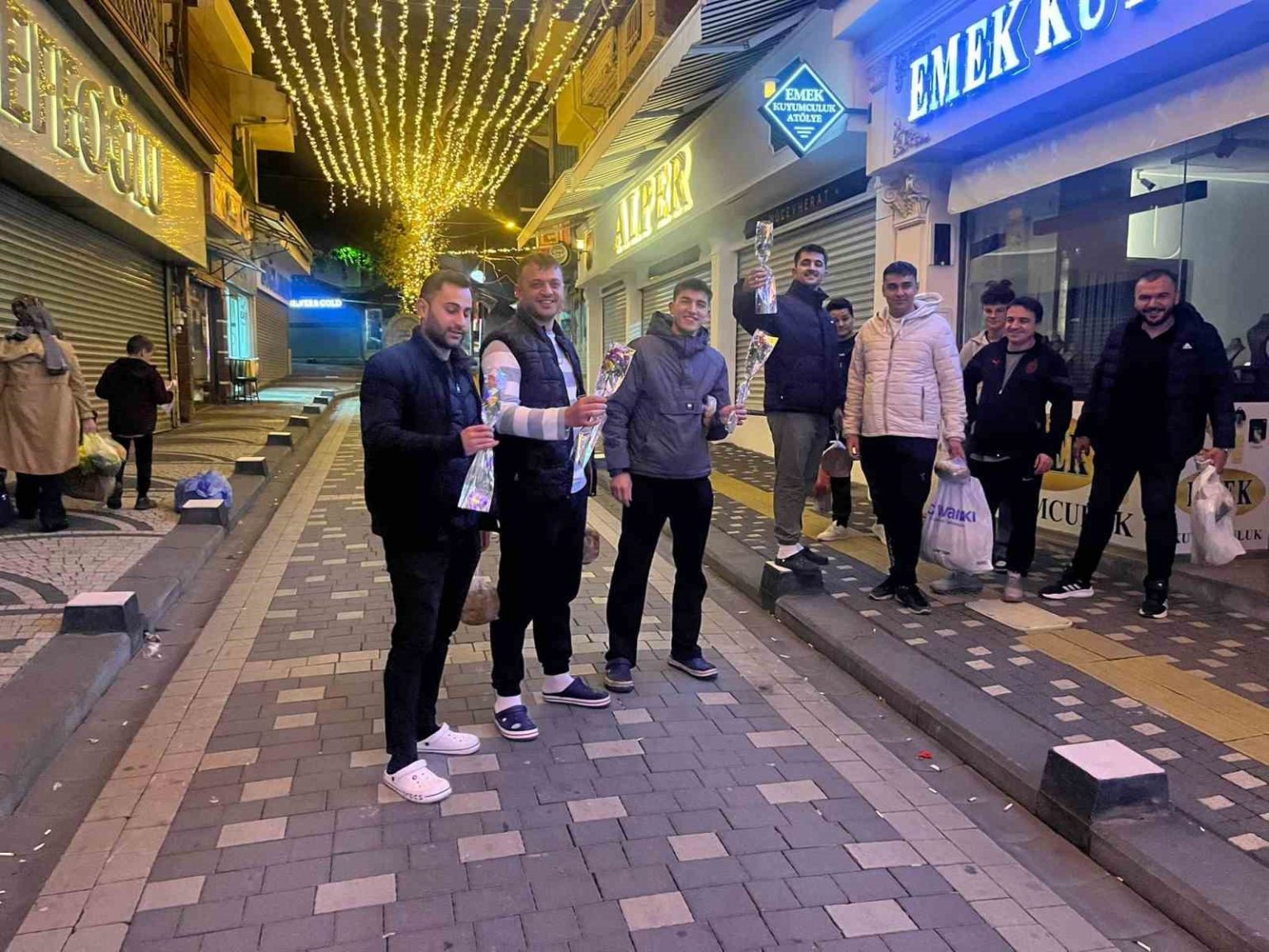 tavsanlinin-kalbinde-romantizm-ruzgarlari-esti