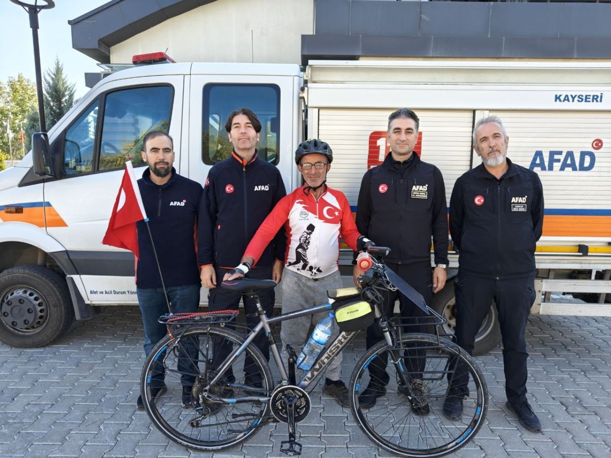 6-subati-pedallayarak-aniyor