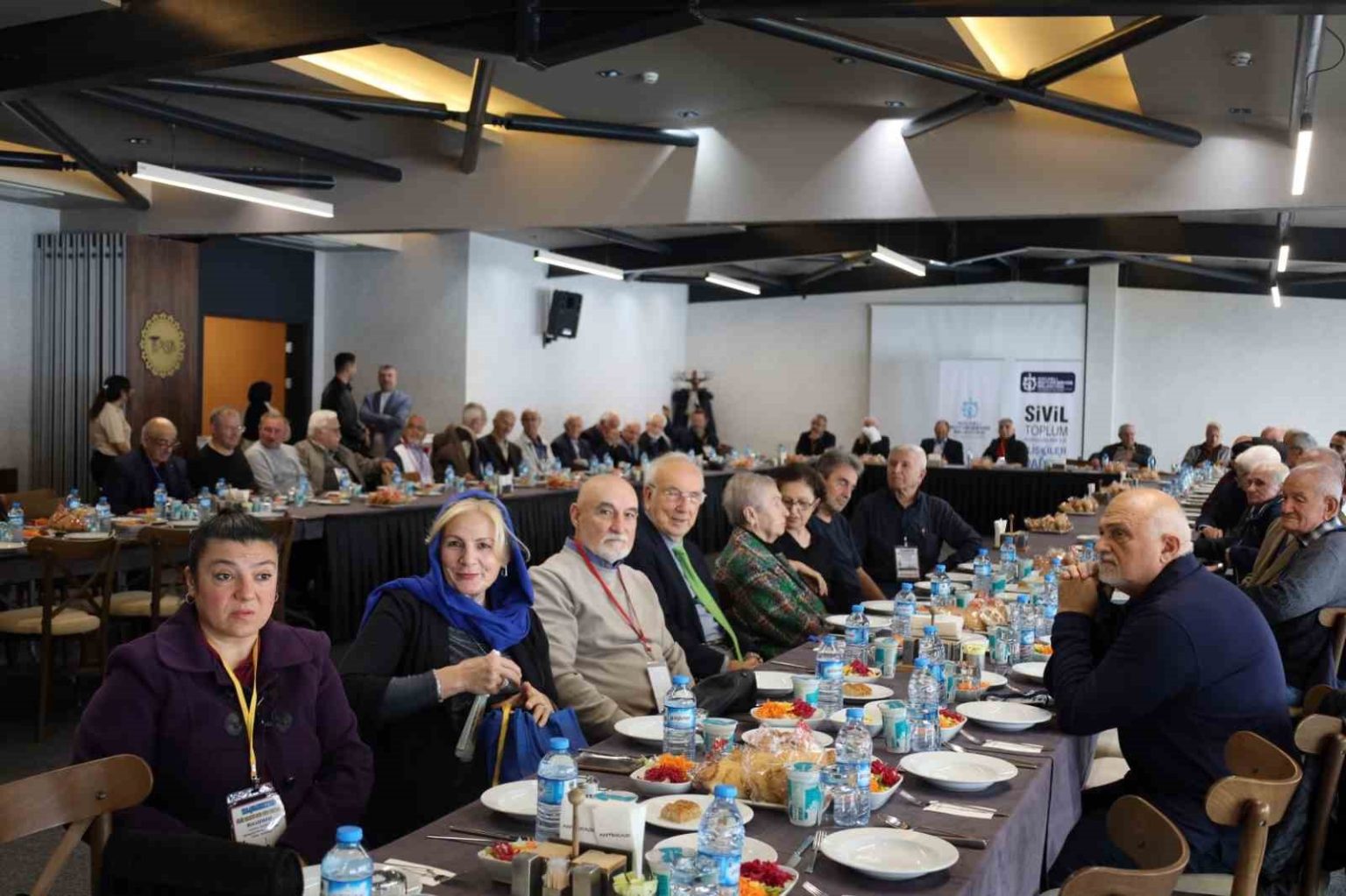 60-yillik-mezunlarin-hatiralarla-dolu-yolculugu