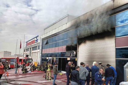 ankarada-is-yerinde-cikan-yangin-kontrol-altina-alindi