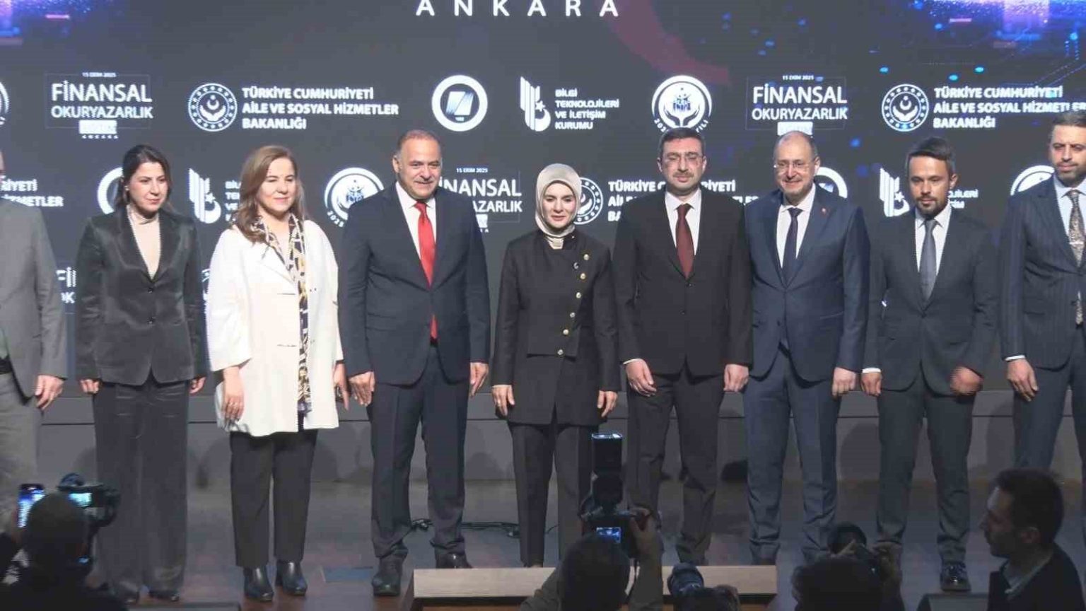 bakan-goktas-finansal-okuryazarlik-egitimleriyle-kadinlara-kendi-yasamina-sahip-cikma-potansiyelini-gosteriyoruz