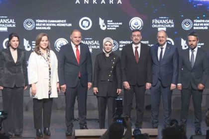 bakan-goktas-finansal-okuryazarlik-egitimleriyle-kadinlara-kendi-yasamina-sahip-cikma-potansiyelini-gosteriyoruz