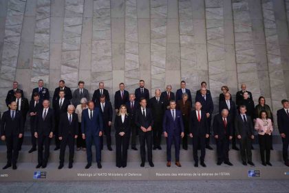 bakan-guler-ates-mukemmeliyet-merkezi-niyet-mektubu-imza-torenine-katildi