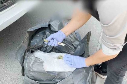 batmanda-durdurulan-aracta-20-kilo-400-gram-uyusturucu-ele-gecirildi