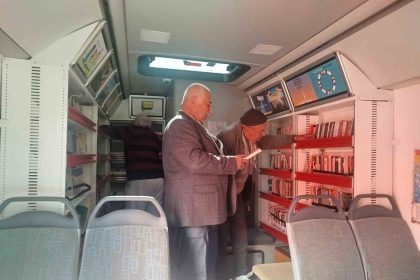 bayburtta-gezici-kutuphane-huzurevi-sakinleriyle-bulusturuldu