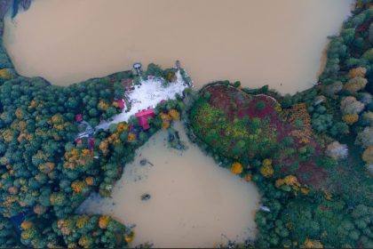 borcka-karagole-en-cok-sonbahar-renkleri-yakisiyor