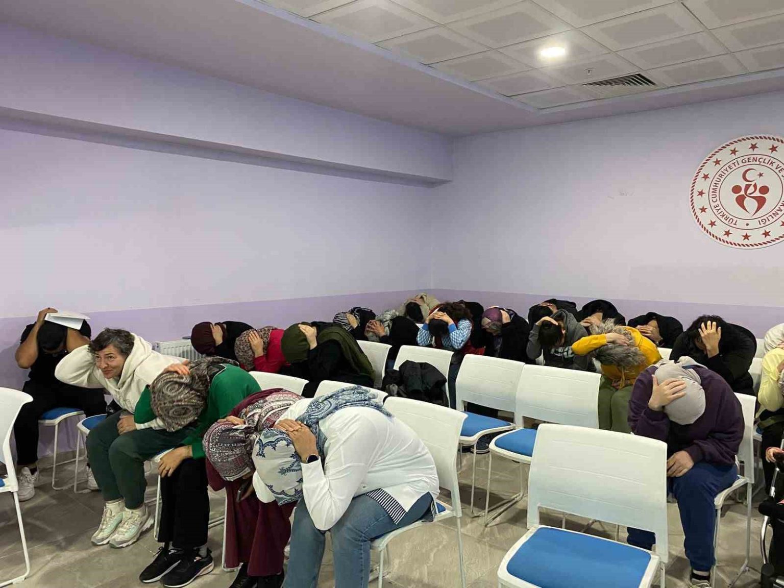 burdurda-afete-karsi-egitimler-devam-ediyor