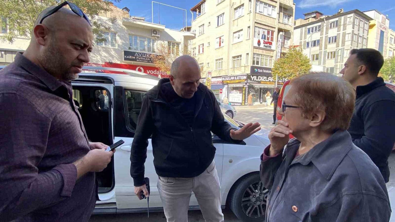 burdurda-yasli-kadin-650-bin-lira-dolandirilmaktan-son-anda-kurtuldu